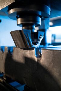 خدمات خمکاری دقیق فلزات صنعتی